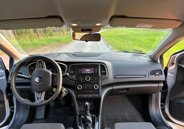 Renault Megane cena 37000 przebieg: 200000, rok produkcji 2016 z Szczecin małe 211